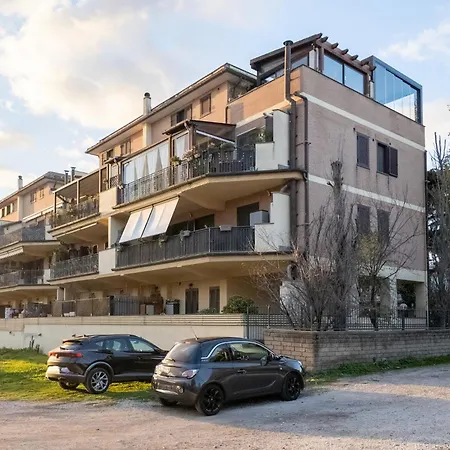 Lacasadigiulia * Rome